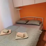 Suzi Apartman