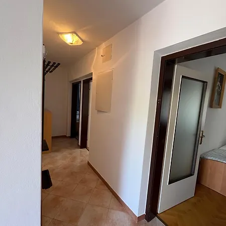 Suzi Apartment