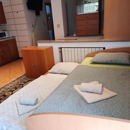 Suzi Apartment